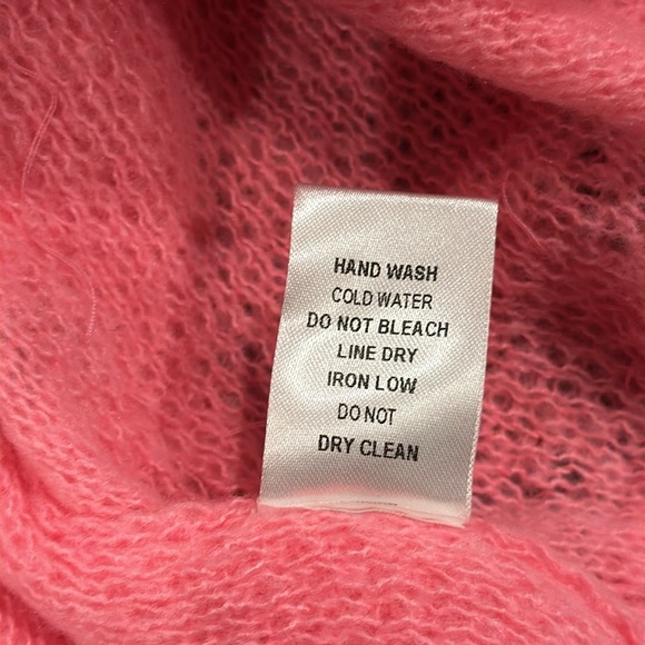 Brand new boutique style sparkle and shine front sweater - Picture 9 of 11